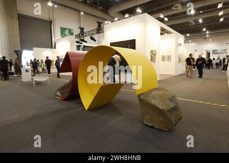 Mexico City, Mexico. 01st Feb, 2024. February 7, 2024, Mexico City, Mexico:General view of a design during the Zona Maco Contemporary art exhibition at Centro Citibanamex. on February 7, 2024 in Mexico City, Mexico. (Photo by Alejandro Medina Guzman/ Eyepix Group/Sipa USA) Credit: Sipa USA/Alamy Live News Stock Photo