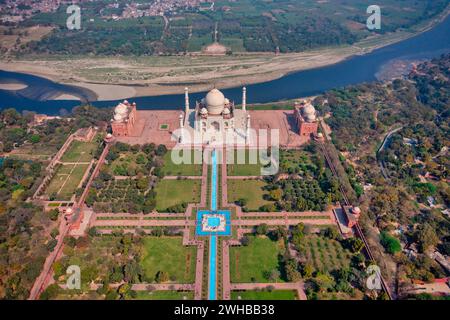 Aerial view of the Taj Mahal along Yamuna river, Agra, Uttar Pradesh ...