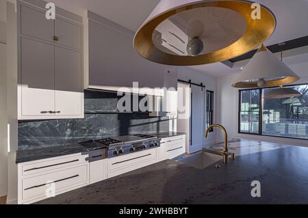 New residential kitchen in luxury home, Pennsylvania, USA Stock Photo