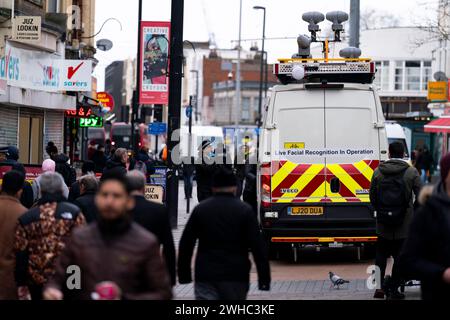 The Metropolitan Police Deploying The Use Of Live Facial Recognition ...