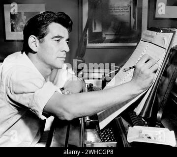 Leonard Bernstein. Portrait of the American composer, conductor and pianist, Leonard Bernstein (b. Louis Bernstein, 1918-1990), 1955 Stock Photo