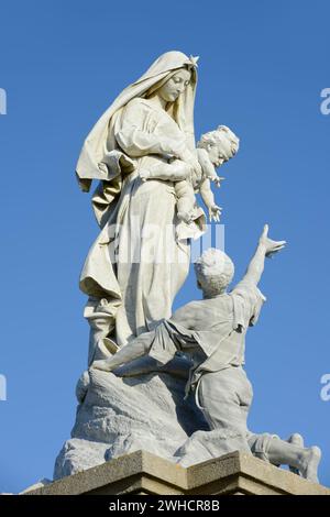 Statue Notre Dame des Naufrages or Statue of Our Lady of the Shipwrecked, Pointe du Raz, Cap Sizun, Finistere department, Brittany, France Stock Photo