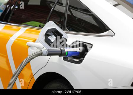 Refuelling a Toyota Mirai at a hydrogen filling station, Berlin, 17.05.2021 Stock Photo