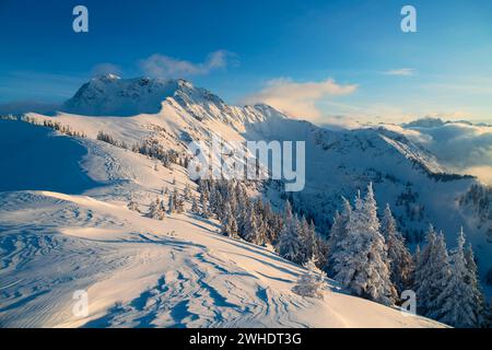 Snow-covered mountain landscape on a sunny winter's day. Gaishorn above the Hintersteiner valley. Allgäu Alps, Bavaria, Germany, Europe Stock Photo