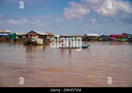 Siem Reap,Camboda,July 6, 2019-Villagers use boats to go about their daily lives on Tonle Sap, the largest freshwater lake in South east asia Stock Photo