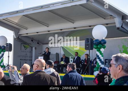 Bakersfield, USA. 09th Feb, 2024. Mayor Karen Goh speaks to a crowd of nearly 900 during the ribbon cutting ceremony for the completion of the Centennial Corridor in Bakersfield, California, on February 9, 2024. The long-standing project connects the Westside Parkway to Highway 58 East. The planning and construction have been in the making for multiple decades. (Photo by Jacob Lee Green/Sipa USA) Credit: Sipa USA/Alamy Live News Stock Photo