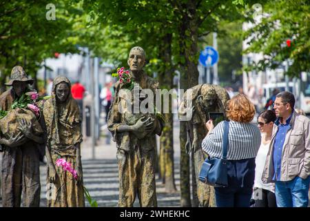 '11.07.2019, Ireland, County Dublin, Dublin - Famine Memorial for the 1 million victims of the Great Famine (1845-1849), caused by potato blight. 00A1 Stock Photo