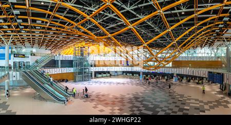 Terminal des Flughafen Split Airport in Kroatien Split, Kroatien - 29. Mai 2023: Terminal des Flughafen Split Airport SPU in Kroatien. *** Terminal of Split Airport in Croatia Split, Croatia 29 May 2023 Terminal of Split Airport SPU in Croatia Stock Photo