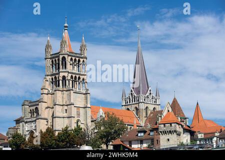 Swiss flag, flag, national flag, wind, red, white, Alps, account, money, bank, system, waving, waving, in Montreux on Lake Geneva, Vaud, Switzerland Stock Photo