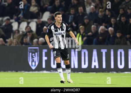 ALMELO - Ajdin Hrustic of Heracles Almelo during the Dutch Eredivisie match between Heracles Almelo and Vitesse at the Erve Asito stadium on February 10, 2024 in Almelo, Netherlands. ANP COR LASKER Stock Photo