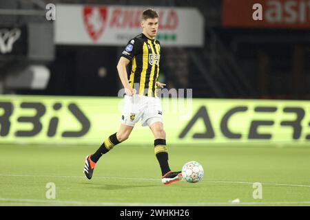 Almelo, Netherlands. 10th Feb, 2024. ALMELO, NETHERLANDS - FEBRUARY 10: Ramon Hendriks of Vitesse during the Dutch Eredivisie match between Heracles Almelo and Vitesse at Erve Asito on February 10, 2024 in Almelo, Netherlands. (Photo by Peter Lous/Orange Pictures) Credit: Orange Pics BV/Alamy Live News Stock Photo