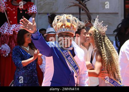 Rio De Janeiro, Brazil. 09th Feb, 2024. Caio César, King Momo, and Gabriela Mendes, Queen of Carnival, during the handover of the keys of the city to the Royal Court of the Carnival of 2024, elected in a contest held by Riotur, at the City Palace, in Botafogo, this Friday, 9. Credit: Brazil Photo Press/Alamy Live News Stock Photo