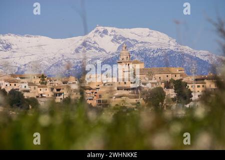 Montuiri and Tramuntana mountains with snow Stock Photo