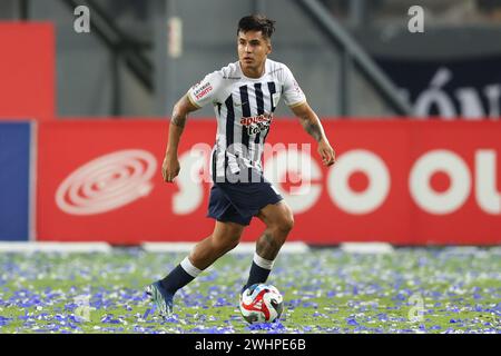 Lima, Peru. 10th Feb, 2024. Ricardo Lagos of Alianza Lima during the Liga 1 Te Apuesto match between Alianza Lima and Universitario de Deportes, Torneo Apertura 2024, date 3, played at Nacional Stadium on February 10, 2024 in Lima, Peru. (Photo by Miguel Marrufo/PRESSINPHOTO) Credit: PRESSINPHOTO SPORTS AGENCY/Alamy Live News Stock Photo