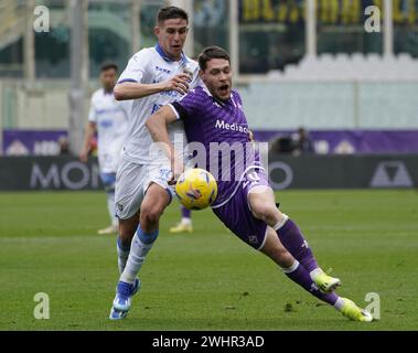 Firenze, Italia. 11th Feb, 2024. Foto Marco Bucco/LaPresse 11 Febbraio 2024 - Firenze, Italia Sport, Calcio Fiorentina vs Frosinone - Campionato italiano di calcio Serie A TIM 2023/2024 - Stadio Artemio Franchi. Nella foto: Andrea Belotti contrastato da Ilario Monterisi Photo Marco Bucco/LaPresse February 11, 2023 - Florence, Italy Sport, Soccer Fiorentina vs Frosinone - Italian Serie A Football Championship 2023/2024 - Artemio Franchi Stadium. In the photo: Andrea Belotti challenges Ilario Monterisi Credit: LaPresse/Alamy Live News Stock Photo