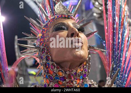 Carnaval SP Turis 2024 - Gavioes da fiel SAO PAULO SP, 02/11/2023 - Carnival SP Turis /Parade of schools from the special group - Sabrina Sato, in a parade this Saturday night, at the Anhembi Sambodromo, Sao Paulo 11. IMAGO / Jefferson Aguiar Sao Paulo Brasil Copyright: xJeffersonxAguiarx Stock Photo