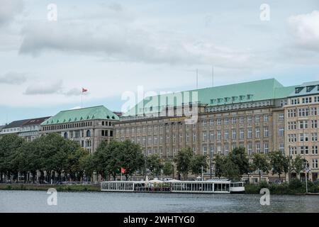 The Hapag Lloyd building on the banks of the Alster in the city of Hamburg. Stock Photo