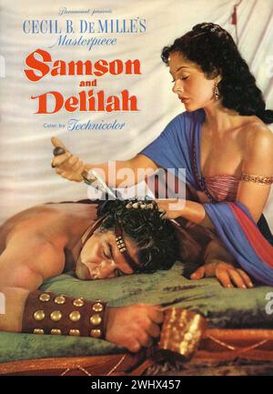 VICTOR MATURE and HEDY LAMARR in SAMSON AND DELILAH 1949 Director CECIL B. DeMILLE Costume Design EDITH HEAD Music VICTOR YOUNG Paramount Pictures Stock Photo