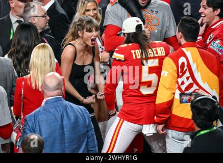 Tommy Townsend of Kansas City Chiefs with Taylor Swift following his ...