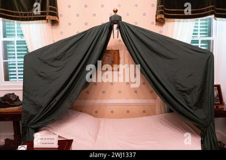 The bed in which Napoleon died at Longwood House on the Atlantic Island of St Helena Stock Photo