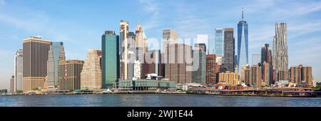 New York City Skyline von Manhattan mit World Trade Center skyscraper Panorama in den USA Stock Photo