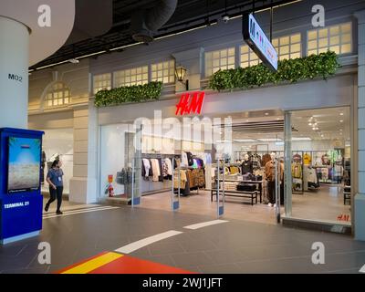 H M Clothing Store Interior in Times Square NYC USA Stock Photo Alamy