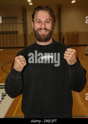 MMA fighter Niklas Stolze La Onda Fight Club as a guest at SBB Baskets Wolmirstedt on 11/04/2023 Stock Photo