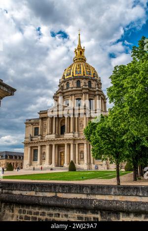 Famous Dome des Invalides with the tomb of Napoleon inside, Paris Stock Photo