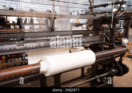 Mechanism Vintage Machine, Production of Fabric from Hanks of Threads Stock Photo