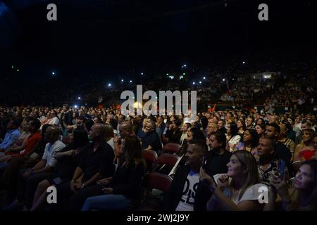 Miami, USA. 10th Feb, 2024. MIAMI, FLORIDA - FEBRUARY 10: Atmosphere during Leoni Tórres Y Sus Amigos concert at James L. Knight Center on February 10, 2024 in Miami, Florida. (Photo by JL/Sipa USA) Credit: Sipa USA/Alamy Live News Stock Photo