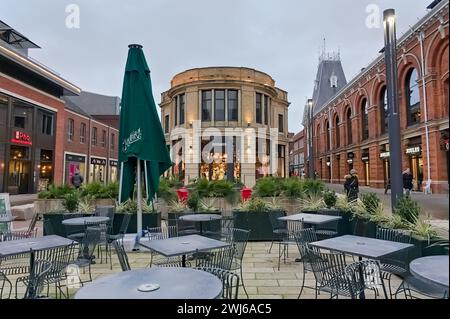 Empty tables & chairs outside a Goddards shop near the Cornhill Quarter in Lincoln Stock Photo