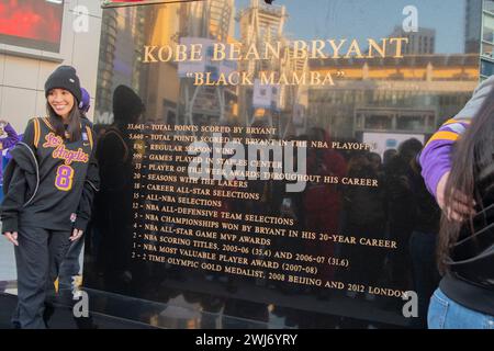 Los Angeles, United States. 10th Feb, 2024. A statue of Kobe Bryant, hundreds of people lined up Friday morning to view the 19-foot bronze likeness outside Crypto.com Arena in downtown Los Angeles. Fans lined up in the early morning hours Friday for a chance to get an up-close look at the statue (Photo by Alberto Sibaja/Pacific Press) Credit: Pacific Press Media Production Corp./Alamy Live News Stock Photo