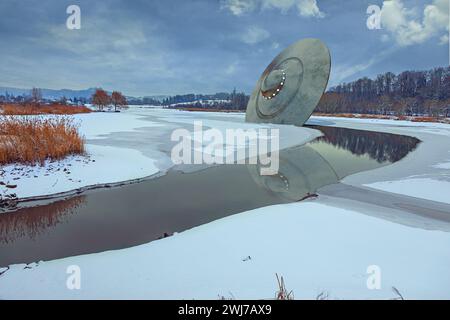 An on approach crashed UFO in the lake near Coburg Stock Photo