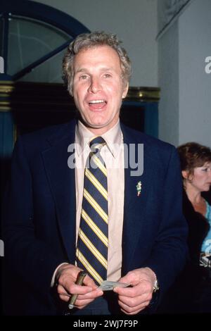 Wayne Rogers Circa 1980's Credit: Ralph Dominguez/MediaPunch Stock ...