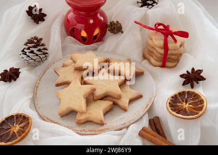 Tasse de café et biscuits pour la Saint-Valentin Stock Photo