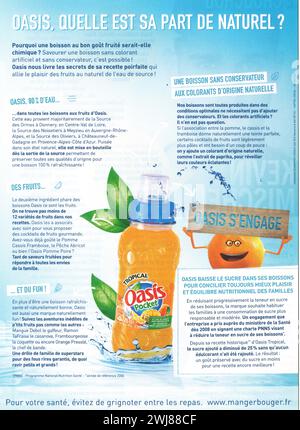 2018 Oasis tropical drink French print ad Stock Photo