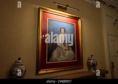 Portrait of Queen Elizabeth the Second in a hotel in Winchester, Hampshire, UK. Stock Photo