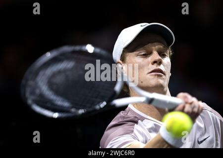 ROTTERDAM - Jannik Sinner (ITA) in action against Botic van de Zandschulp on the third day of the ABN AMRO Open tennis tournament in Ahoy. ANP SANDER KONING Stock Photo