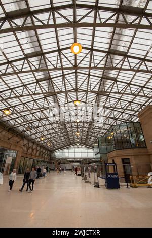 Aberdeen Railway Station Stock Photo