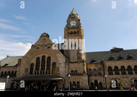 Metz railway station, Gare de Metz-Ville, built in 1905, 1908, Metz, Lorraine, France Stock Photo