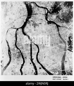 Atomic Bomb disaster, Japan - Aerial view of Hiroshima after the bomb, 1946 - U.S. Army photo. Stock Photo