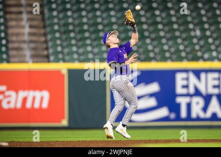 Houston, Texas, USA. 16th Feb, 2024. Alcorn State Braves infielder Ben Martin (7) makes a catch during the NCAA baseball game between the Alcorn State Braves and the Southern University Jaguars in the 2024 Cactus Jack HBCU Classic at Minute Maid Park in Houston, Texas. Prentice C. James/CSM/Alamy Live News Stock Photo