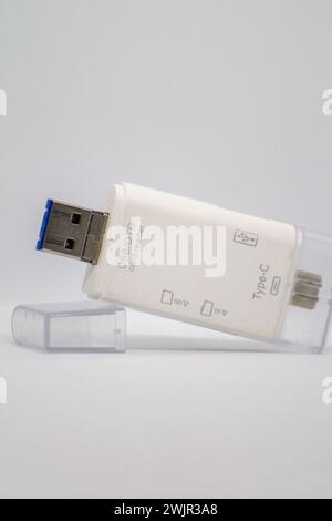 Memory adapter with multiple inputs, adaptable to USB 3.0, OTG and USB Type C. adapter for usb, micro sd and sd Stock Photo
