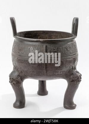 Tripode vase. Bronze. Chine. Par musée musée malée. Anse, Chinese art ...