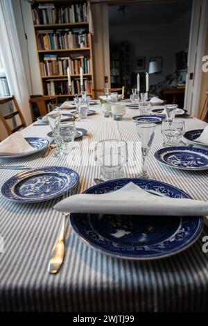 set table waiting for eight guests Stock Photo