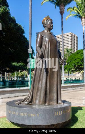 Queen Lili'uokalani statue in front of Hawaii State Capitol, Beretania Street, Honolulu, Oahu, Hawaii, United States of America Stock Photo