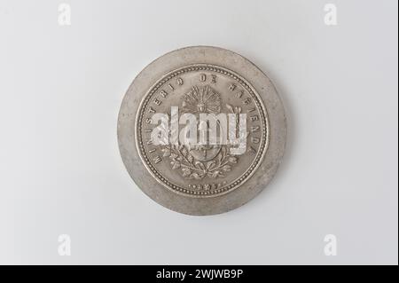 Carnavalet museum, medal collection Law weapons of Argentina in a oak and bay crown. Stock Photo