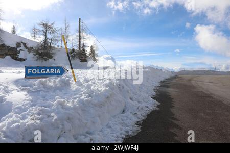 road sign with the writing of the locality FOLGARIA in northern Italy in winter with snow Stock Photo