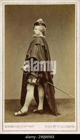 Etienne Carjat (1828-1906). Simon Renard in the role of Taillade in 'Marie Tudor' at the Théâtre de la Porte-Tartin. Paris (10th arr.), September 27, 1873. Paris, Maison de Victor Hugo. 77378-19 French actor, Scene costume, spell, Saint-Martin gate, role, theater Stock Photo