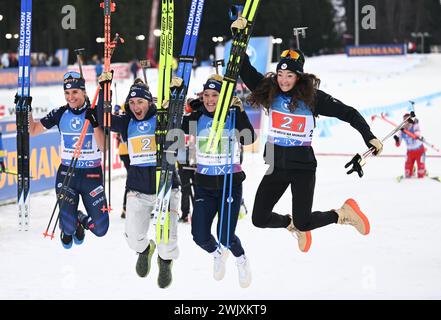 L-R Julia Simon and Justine Braisaz-Bouchet from France compete in ...